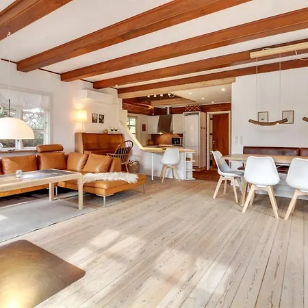 Risto - 2-3km From The Sea By Interhome *